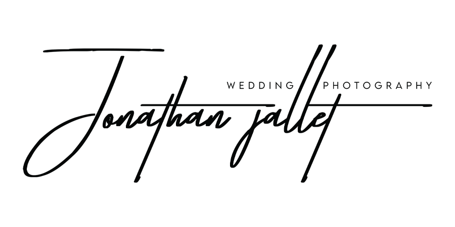 Logo for Destination Wedding photographer